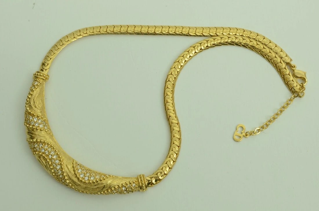 AUTHENTIC CHRISTIAN DIOR COLLAR NECKLACE RHINESTONE GP BAR EMBLEM CHAIN JEWELRY: AUTHENTIC CHRISTIAN DIOR COLLAR NECKLACE RHINESTONE GP BAR EMBLEM CHAIN JEWELRY Authentic Christian Dior Collar Necklace Rhinestone GP Bar Emblem Chain Jewelry AUTHENTIC CHRISTIAN DIOR COLLAR NECKLACE