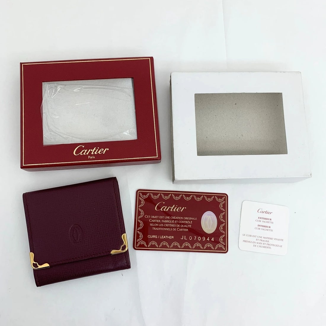 AUTHENTIC CARTIER VINTAGE LEATHER DOUBLE C DECOR WALLET COIN CASE BURGUNDY 3 (1 of 2)