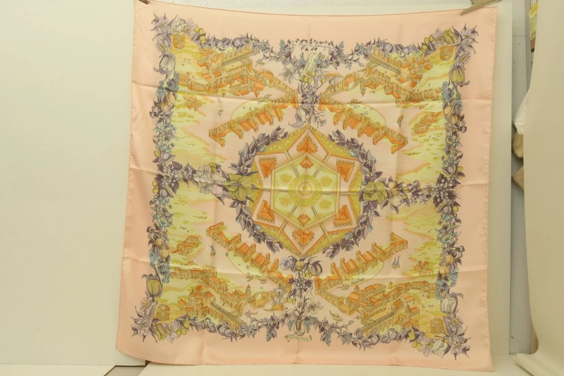 AUTHENTIC HERMES SCARF VINTAGE PAYS DE COCAGNE PINK 90CM ZOE PAUWELS SILK: AUTHENTIC HERMES SCARF VINTAGE PAYS DE COCAGNE PINK 90CM ZOE PAUWELS SILK Pays de Cocagne Lang of Cocagne (Canada) Zoe Pauwels Manufactured: France Height: 90cm (35.4 inch) Width: 90cm (35.4 inch) 100