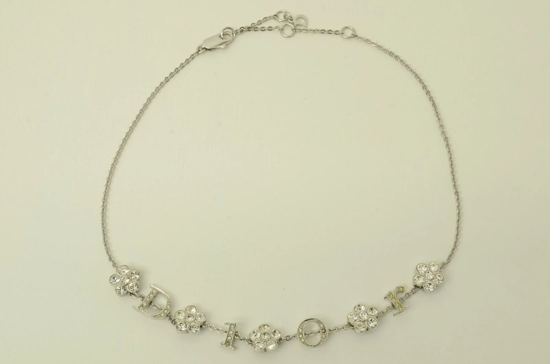 AUTHENTIC CHRISTIAN DIOR VINTAGE SP NECKLACE CLOVER LETTER RHINESTONE JEWELRY: AUTHENTIC CHRISTIAN DIOR VINTAGE SP NECKLACE CLOVER LETTER RHINESTONE JEWELRY Authentic Christian Dior Vintage SP Necklace Clover Letter Rhinestone Jewelry Authentic Christian Dior Vintage SP Necklace