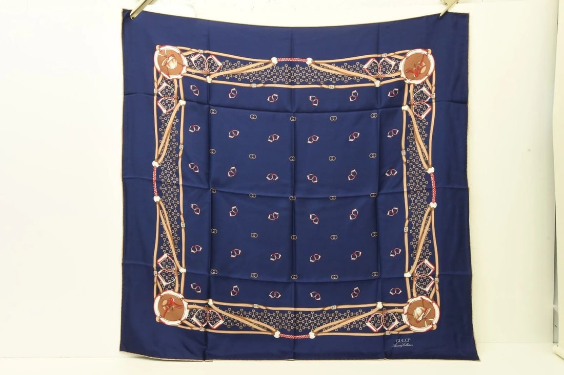 AUTHENTIC GUCCI ACCESSORY COLLECTION SILK SCARF 90CM BLUE STIRRUP EQUESTRIAN: AUTHENTIC GUCCI ACCESSORY COLLECTION SILK SCARF 90CM BLUE STIRRUP EQUESTRIAN Authentic Gucci Accessory Collection Silk Scarf 90cm Blue Stirrup Equestrian Authentic Gucci Accessory Collection Silk Scar