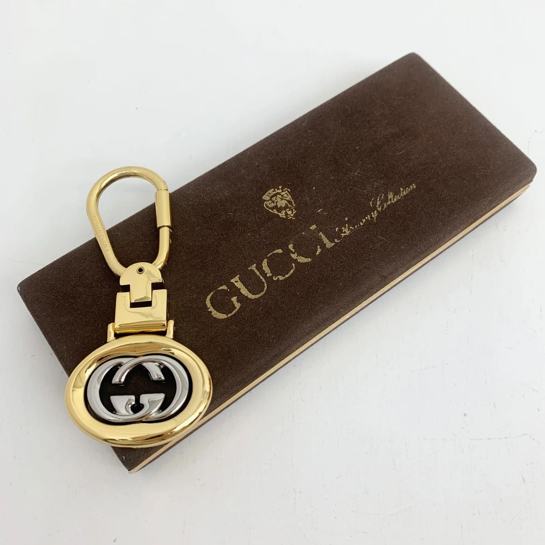 AUTHENTIC GUCCI GG OVAL LOGO KEYCHAIN CLASSIC GP SP CHARM JEWELRY ACCESSORY: AUTHENTIC GUCCI GG OVAL LOGO KEYCHAIN CLASSIC GP SP CHARM JEWELRY ACCESSORY Authentic Gucci GG Oval Logo Keychain Classic GP SP Charm Jewelry Accessory Gucci Anniversary Jewelry Accessory Oval Keychai