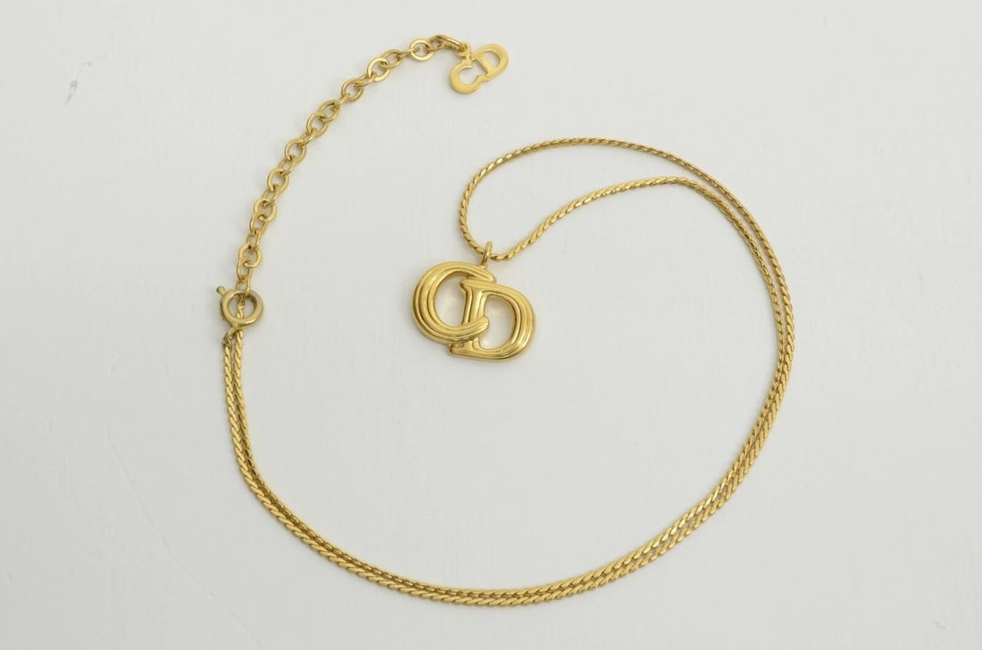 AUTHENTIC CHRISTIAN DIOR NECKLACE GOLD PLATED SIGNATURE CHARM CD LOGO GP JEWELRY: AUTHENTIC CHRISTIAN DIOR NECKLACE GOLD PLATED SIGNATURE CHARM CD LOGO GP JEWELRY Authentic Christian Dior Necklace Gold Plated Signature Charm CD Logo GP Jewelry AUTHENTIC CHRISTIAN DIOR NECKLACE GOLD