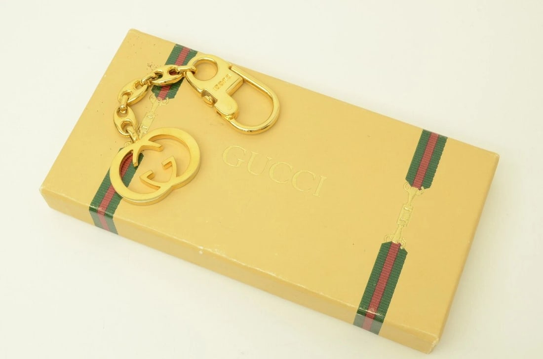 AUTHENTIC GUCCI GG PULL CLIP GOLD PLATED CLASSIC LOGO KEYCHAIN JEWELRY ACCESSORY (1 of 2)