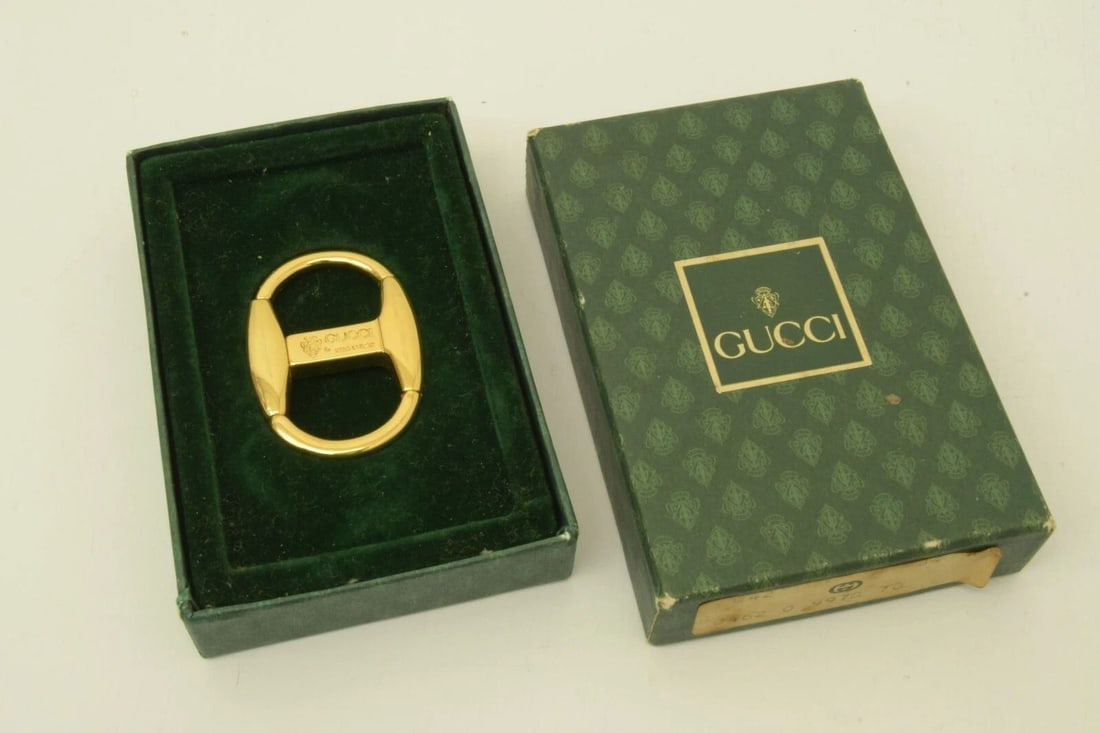AUTHENTIC GUCCI TWIST DOUBLE LOOP GOLD PLATED CHARM WEIGHT KEYCHAIN JEWELRY (1 of 2)