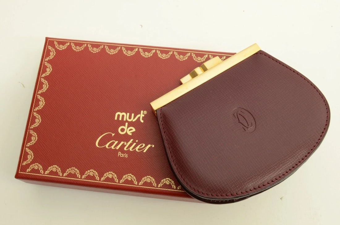 AUTHENTIC CARTIER VINTAGE LEATHER COIN CASE WALLET BURGUNDY DECOR LOGO FROG CLIP: AUTHENTIC CARTIER VINTAGE LEATHER COIN CASE WALLET BURGUNDY DECOR LOGO FROG CLIP Authentic Cartier Vintage Leather Coin Case Wallet Burgundy Decor Logo Frog Clip Authentic Cartier Vintage Leather Coin