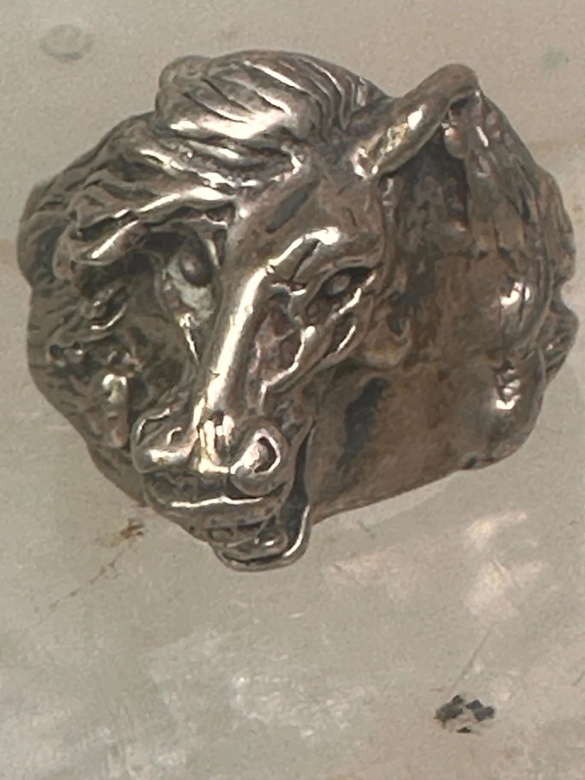 HORSE RING HORSE BAND COWGIRL RING SIZE 8.75 STERLING SILVER WOMEN GIRLS: HORSE RING HORSE BAND COWGIRL RING SIZE 8.75 STERLING SILVER WOMEN GIRLS Horse ring horse band cowgirl ring sterling silver size 8.75 women girls Size 8.75 Length. 7/32" Widest part 3/4" Thinnest part
