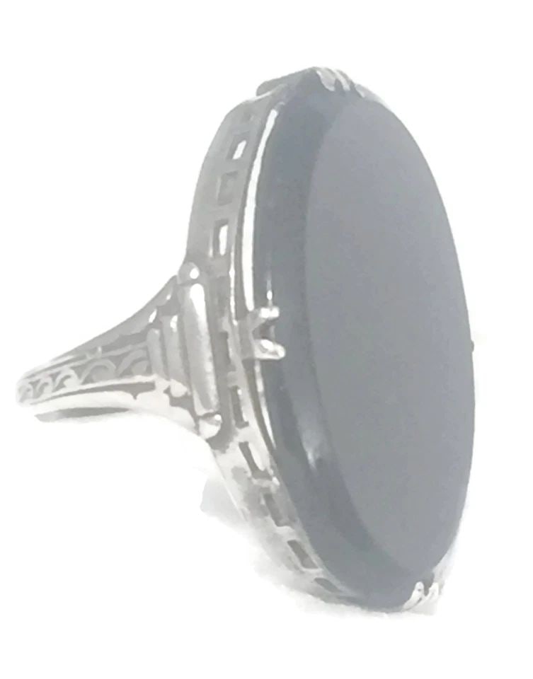 ART DECO VINTAGE ONYX FILIGREE STERLING SILVER PINKY MOURNING RING SIZE 5.50: ART DECO VINTAGE ONYX FILIGREE STERLING SILVER PINKY MOURNING RING SIZE 5.50 Art Deco Vintage Onyx Filigree Mourning Sterling Silver Pinky Ring *****Stone is Secure but Slightly Loose & Not going Anyw