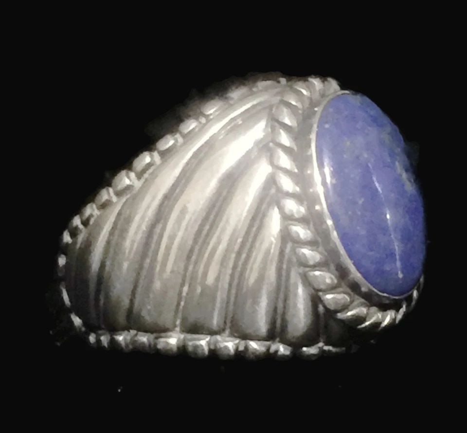 BLUE LAPIS LAZULI RING POLLACK VINTAGE SOUTHWEST STERLING SILVER RING SIZE 7: BLUE LAPIS LAZULI RING POLLACK VINTAGE SOUTHWEST STERLING SILVER RING SIZE 7 Vintage Blue Lapis Lazuli Carolyn Pollack Sterling Silver Ring A Deep Blue Color Size 7 Weight 12.4g Widest Part of Ban