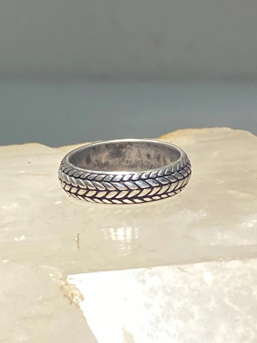 TIRE TREAD SIZE 6.75 RING BIKER BAND STERLING SILVER WOMEN (1 of 1)