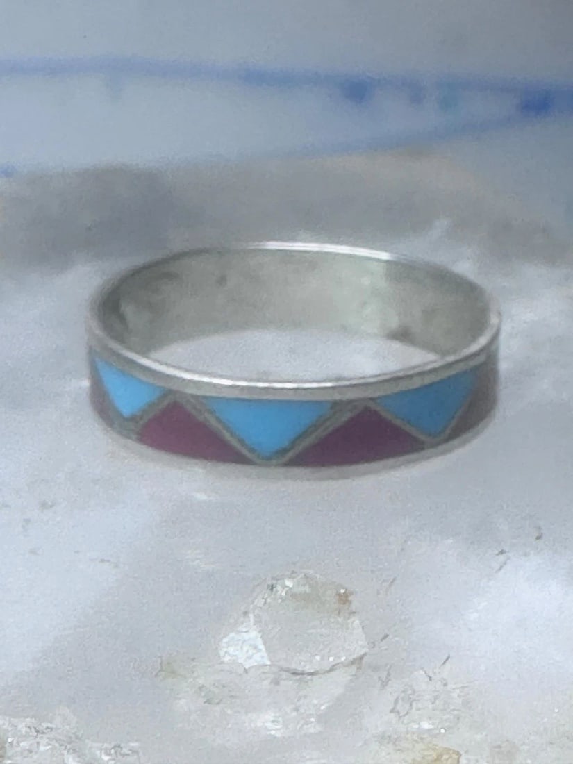 ZUNI RING WEDDING BAND STERLING SILVER TURQUOISE CORAL CHIPS SIZE 9.50 MEN WOME: ZUNI RING WEDDING BAND STERLING SILVER TURQUOISE CORAL CHIPS SIZE 9.50 MEN WOME Zuni ring wedding band sterling silver turquoise coral chips size 9.50 men women Size 9.50 Between a size 9.50 and a. 9.