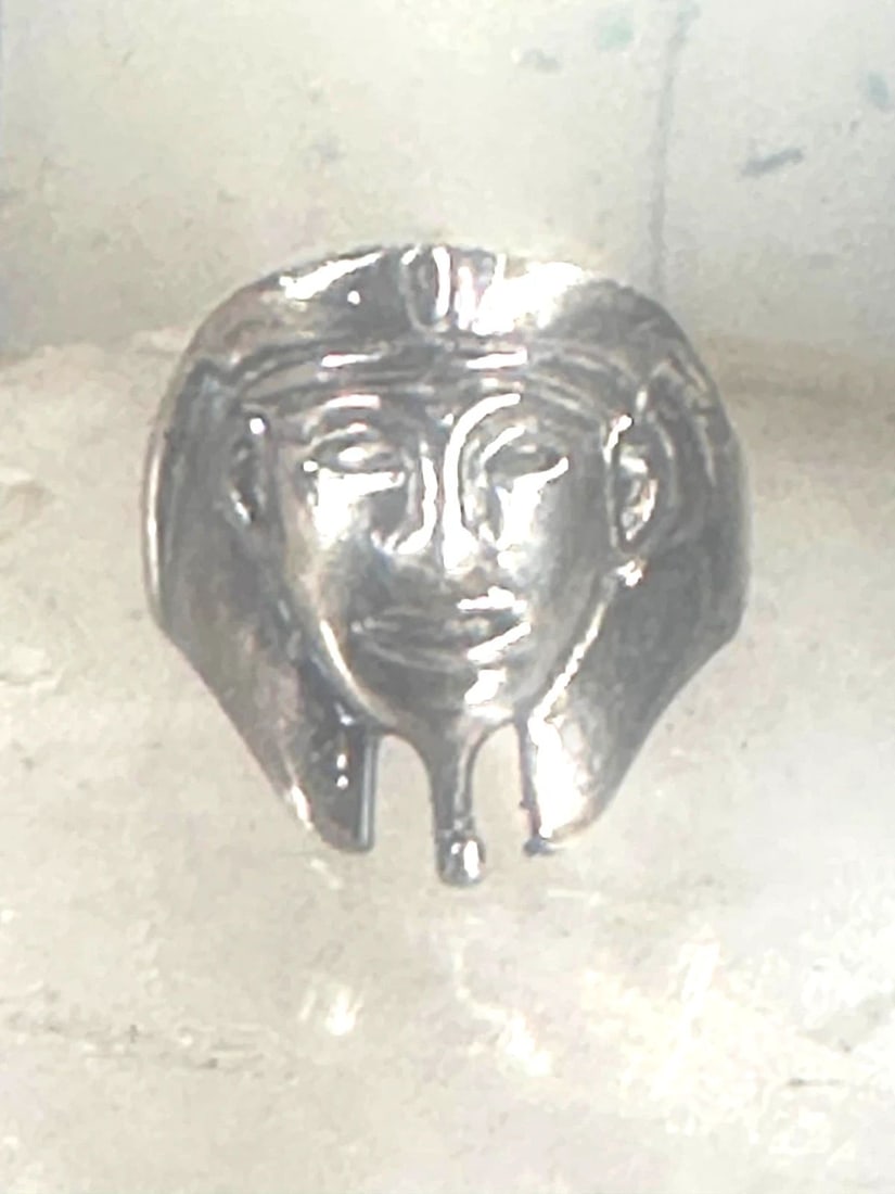 EGYPTIAN PHARAOH RING FACE BAND SPHYNX ART DECO FIGURATIVE STERLING SILVER SIZE: EGYPTIAN PHARAOH RING FACE BAND SPHYNX ART DECO FIGURATIVE STERLING SILVER SIZE Egyptian Pharaoh ring face band Sphynx Art Deco figurative sterling silver size 9 women Size 9 Weight 6.1g Length 7/8" W