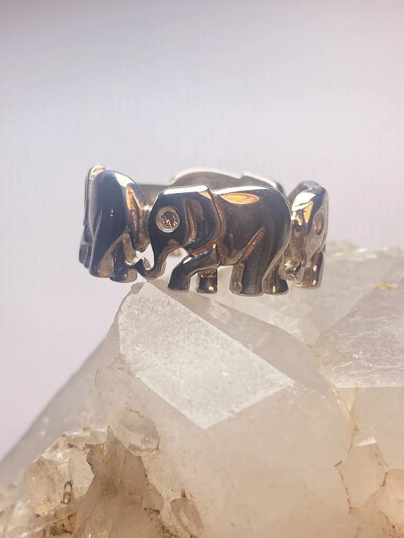ELEPHANT RING SIZE 5.50 ELEPHANTS BAND PINKY CRYSTAL EYES STERLING SILVER WOMEN: ELEPHANT RING SIZE 5.50 ELEPHANTS BAND PINKY CRYSTAL EYES STERLING SILVER WOMEN Elephant ring elephants band crystal eyes pinky sterling silver women girls Size 5.50 Between a size 5.50 and a size 5.7