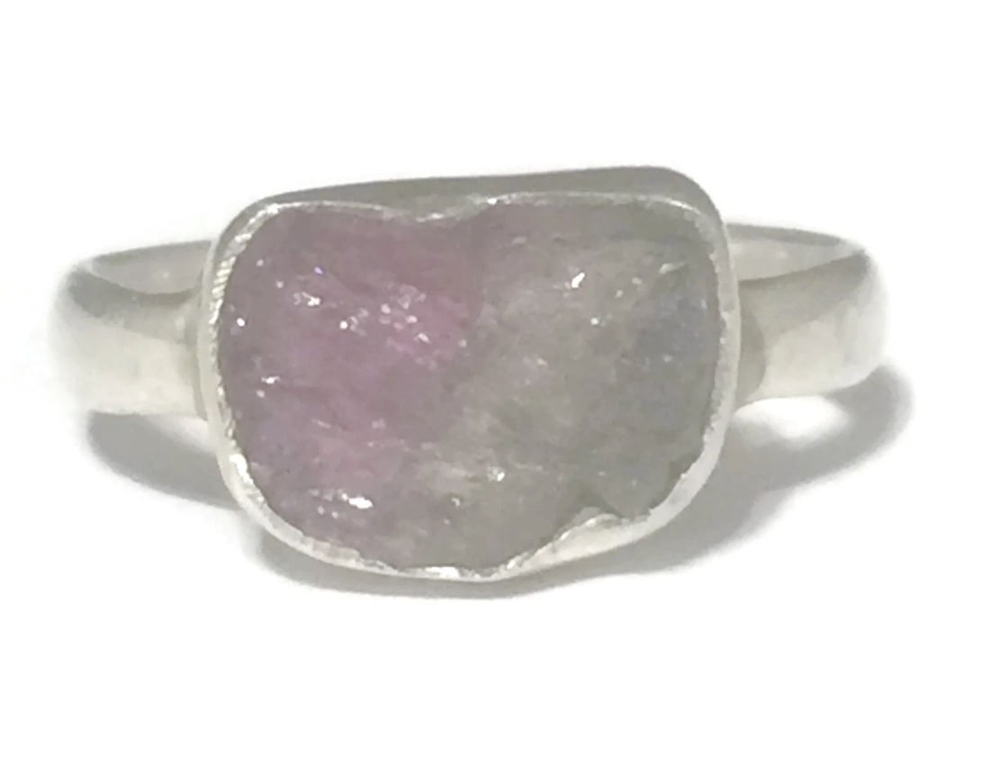 RUBY ZOISITE RING BABY STERLING SILVER PINKY MIDI SOUTHWEST RING SIZE 2.2: RUBY ZOISITE RING BABY STERLING SILVER PINKY MIDI SOUTHWEST RING SIZE 2.2 Ruby zoisite ring Baby Sterling Silver Two Toned Purplish and Yellow Green Vintage Southwest Ring Pinky or Midi or Children Si