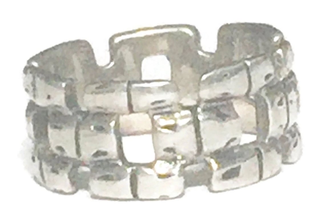 VINTAGE CHAIN BAND STERLING SILVER SOUTHWEST RING BOHO SIZE 5.75 WOMEN BIKER: VINTAGE CHAIN BAND STERLING SILVER SOUTHWEST RING BOHO SIZE 5.75 WOMEN BIKER Vintage Chain Link Design Sterling Silver Southwest Ring or Band Women or Men Size 5.75 Weight 4.3g Band Width 1/4" Rings a