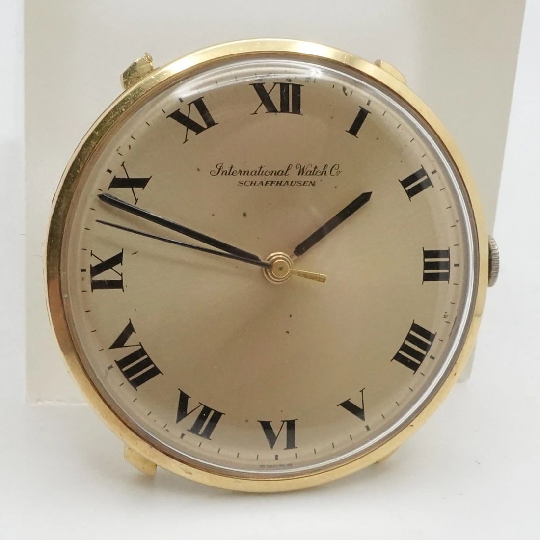 INTERNATIONAL WATCH CO. SCHAFFHAUSEN 18K YELLOW GOLD MANUAL WATCH HEAD 34MM: INTERNATIONAL WATCH CO. SCHAFFHAUSEN 18K YELLOW GOLD MANUAL WATCH HEAD 34MM International Watch Co. Schaffhausen 18K Yellow Gold Manual Watch Head ONLY - Sold As Is Case Size - 34mm Case Thickness - 8