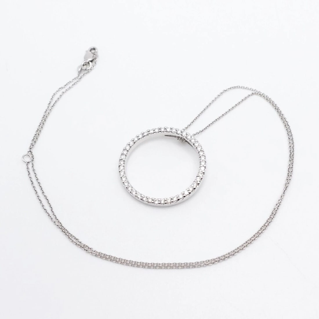 ROBERTO COIN TINY TREASURES 18K WHITE GOLD DIAMOND CIRCLE PENDANT NECKLACE (1 of 2)