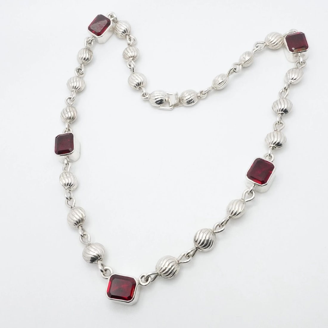 BRENDA SCHOENFELD STERLING SILVER MEXICO RED GLASS STONE STATION NECKLACE 18.5" (1 of 2)