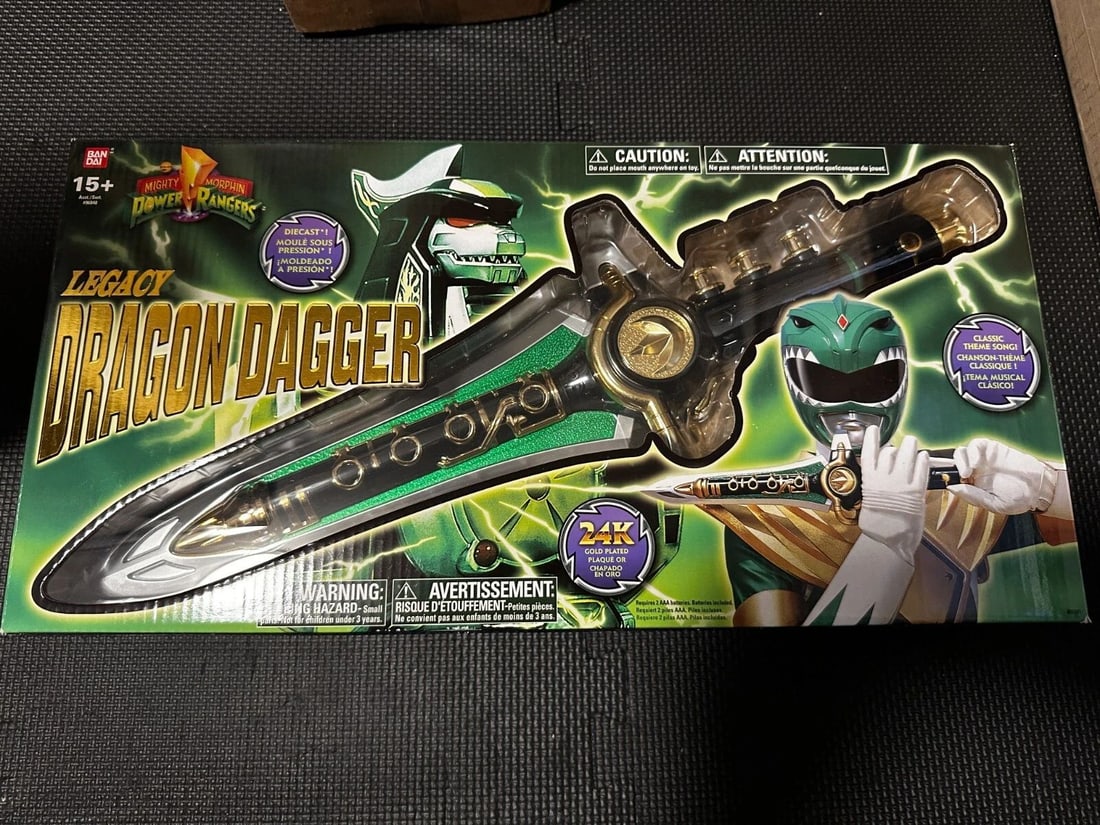 BANDAI MIGHTY MORPHIN POWER RANGERS LEGACY DRAGON DAGGER 24K GOLD PLATED - NEW (1 of 2)