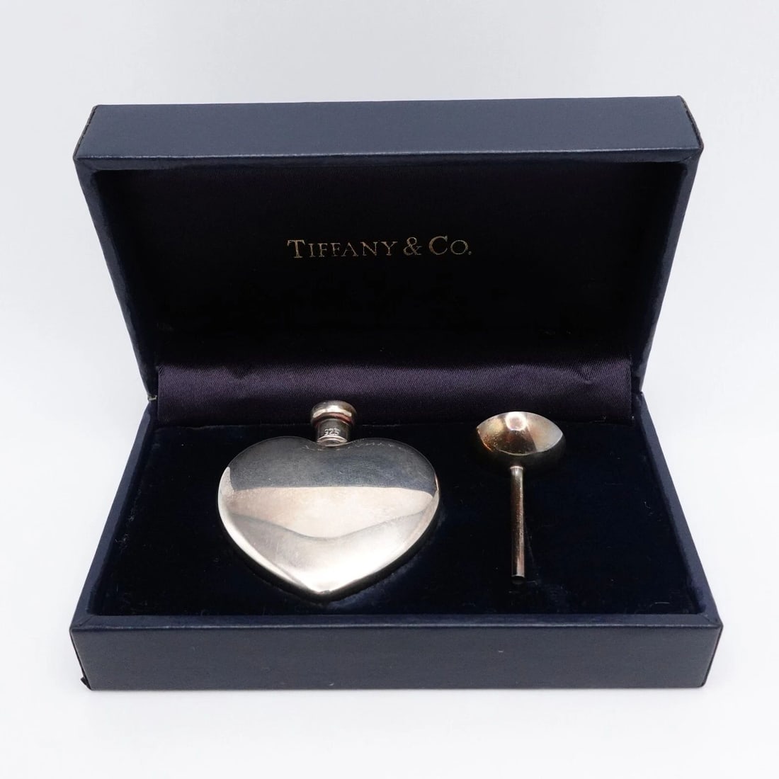 TIFFANY & CO. STERLING SILVER HEART SHAPED PERFUME BOTTLE FUNNEL SET - BOX #Q2 (1 of 2)