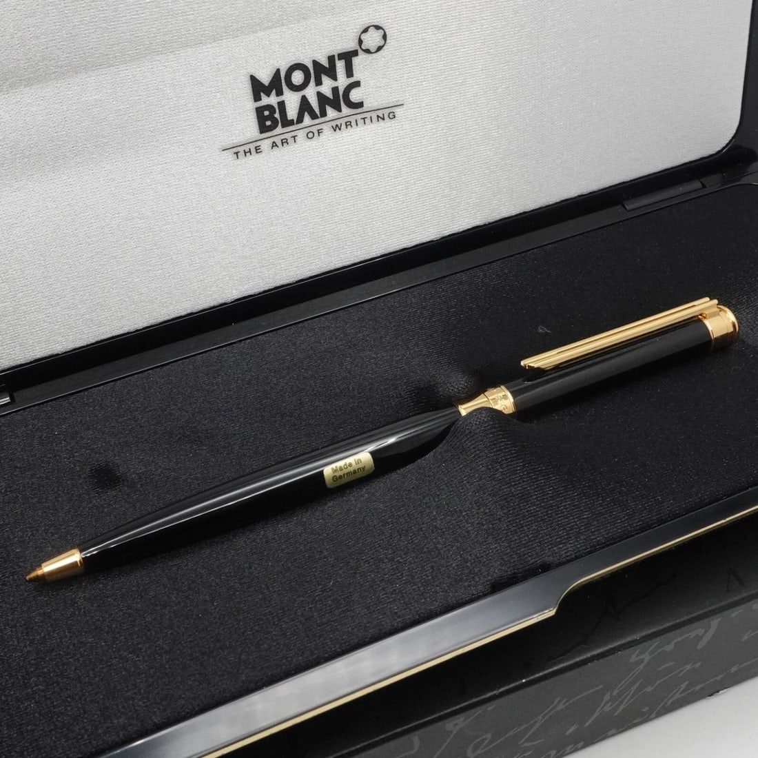 MONTBLANC NOBLESSE OBLIGE BLACK GOLD TRIM BALLPOINT PEN - BOX & CASE (1 of 2)