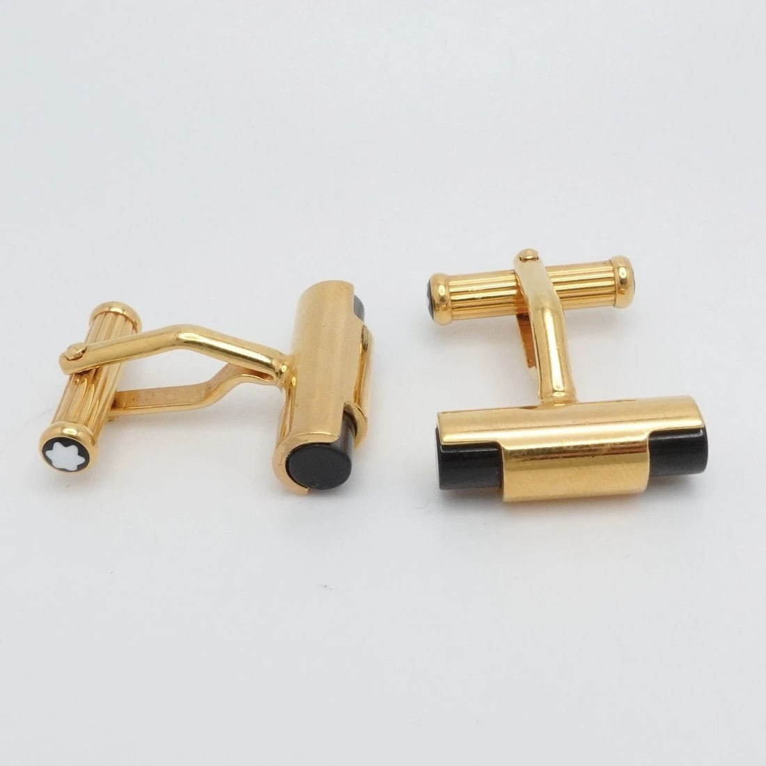 MONTBLANC YELLOW GOLD PLATED BLACK BAR GERMANY CUFFLINKS (1 of 2)