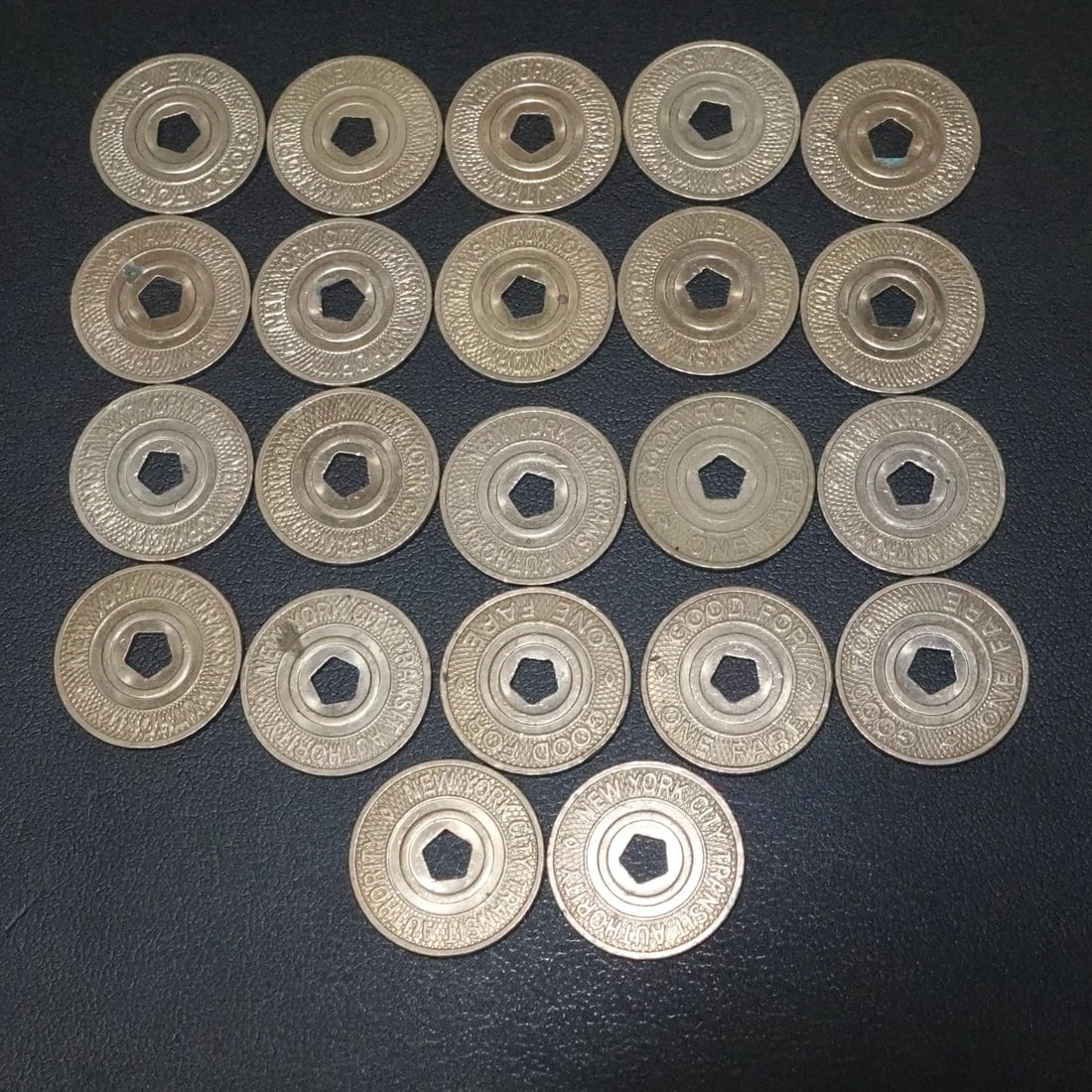 NEW YORK CITY TRANSIT SUBWAY MAGNETIC PENTAGON CUTOUT 22 TOKEN (1 of 2)