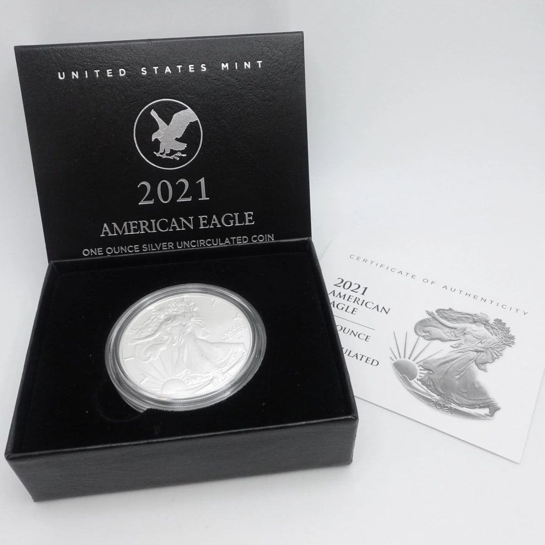 2021 W AMERICAN EAGLE 1 OZ SILVER UNCIRCULATED COIN BOX & COA: 2021 W AMERICAN EAGLE 1 OZ SILVER UNCIRCULATED COIN BOX & COA 2021 W American Eagle 1 Oz Silver Uncirculated Coin #21EGN Box & COA Included Excellent & Well-Kept
