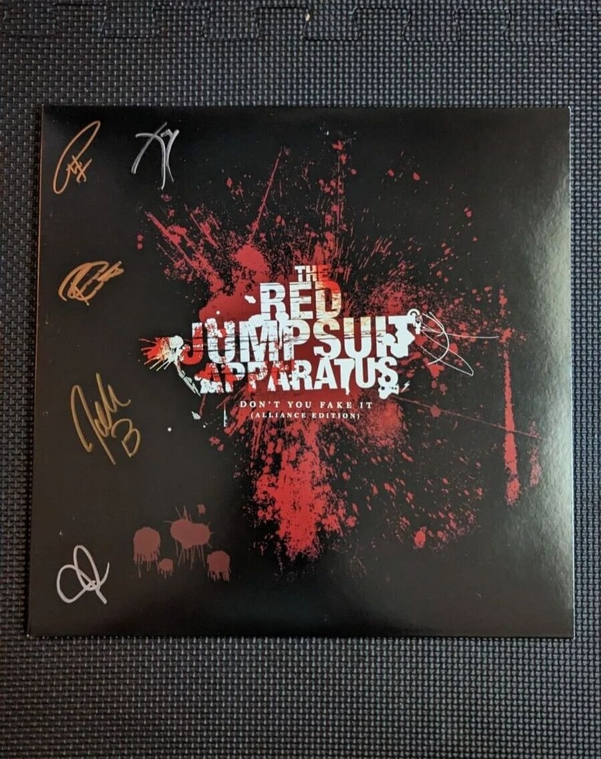THE RED JUMPSUIT APPARATUS DON'T YOU FAKE IT SIGNED ALLIANCE EDITION - RED / BLK (1 of 2)