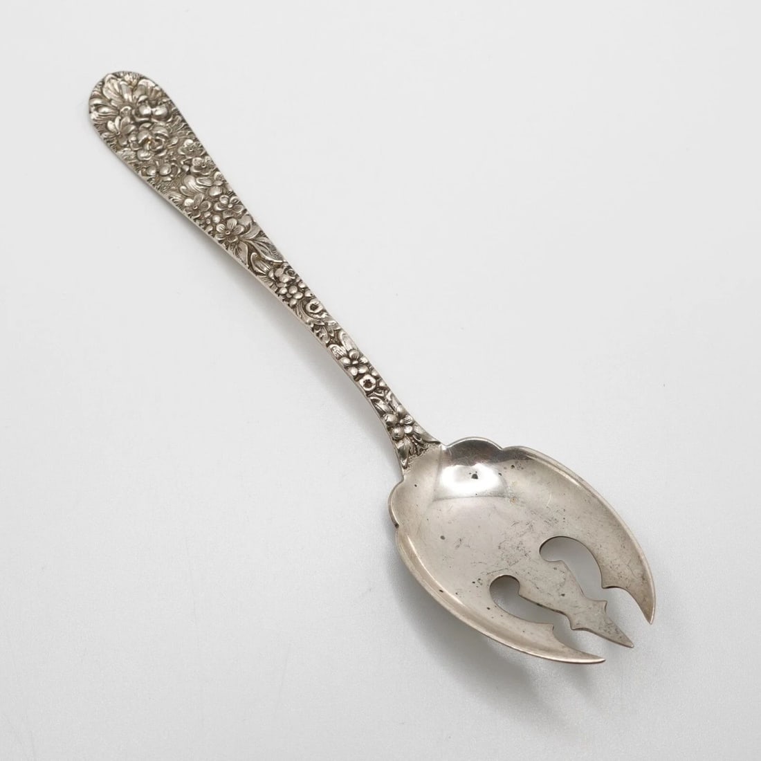 STIEFF STERLING SILVER ROSE REPOUSSE ICE CREAM FORK - 6" (1 of 2)