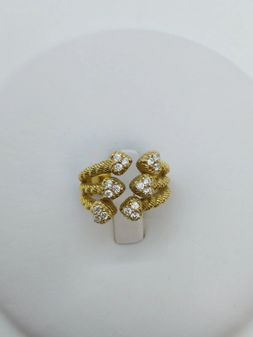 JUDITH RIPKA STERLING SILVER GOLD PLATED CUBIC ZIRCONIA HEARTS RING - SIZE 6: JUDITH RIPKA STERLING SILVER GOLD PLATED CUBIC ZIRCONIA HEARTS RING - SIZE 6 Judith Ripka Sterling Silver Gold Plated Cubic Zirconia Open Hearts Ring Ring Size 6 Band Width - 4.5mm Total Weight - 8.3 