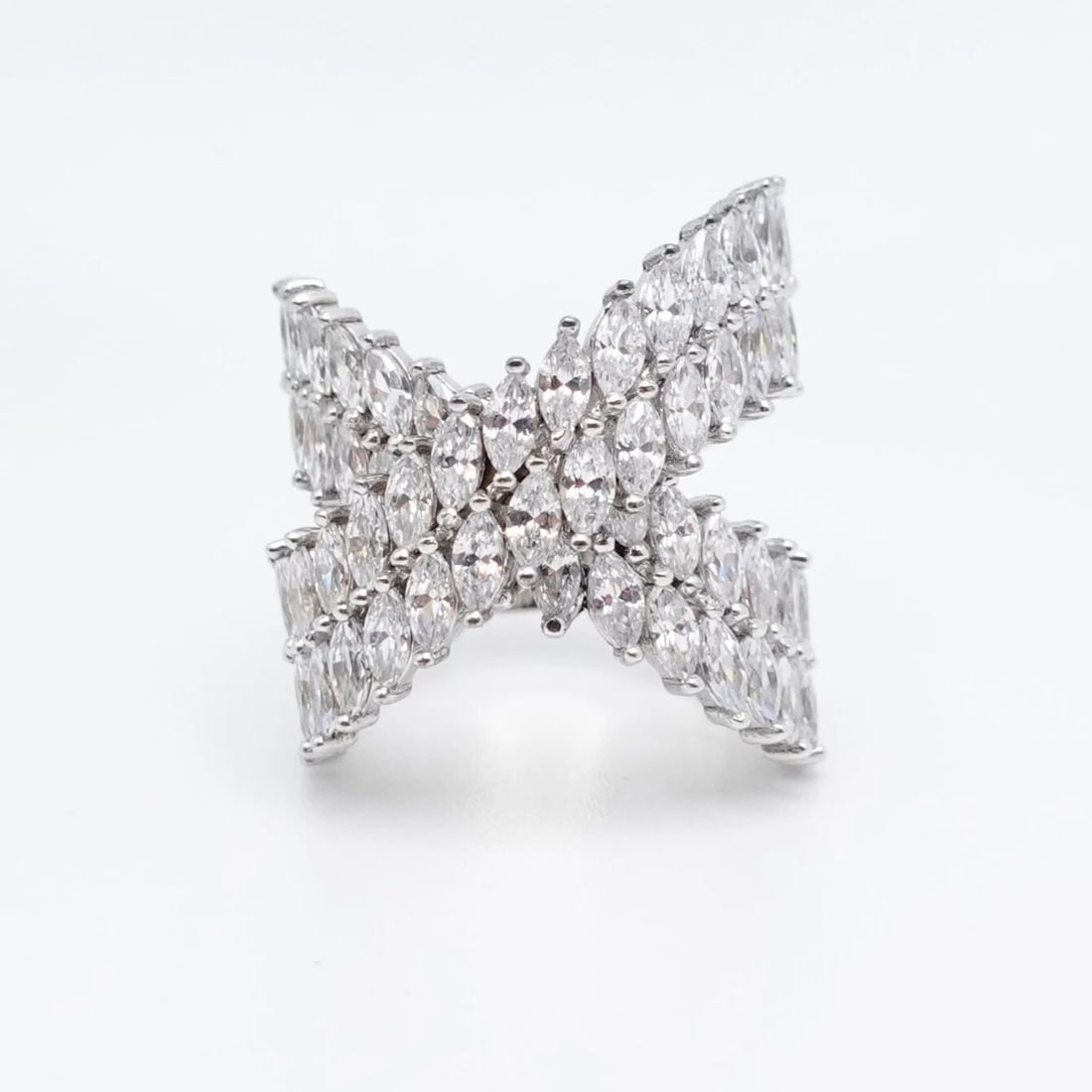 STERLING SILVER MARQUISE PAVE CLEAR CUBIC ZIRCONIA CRISS CROSS RING SIZE 7.75 (1 of 2)