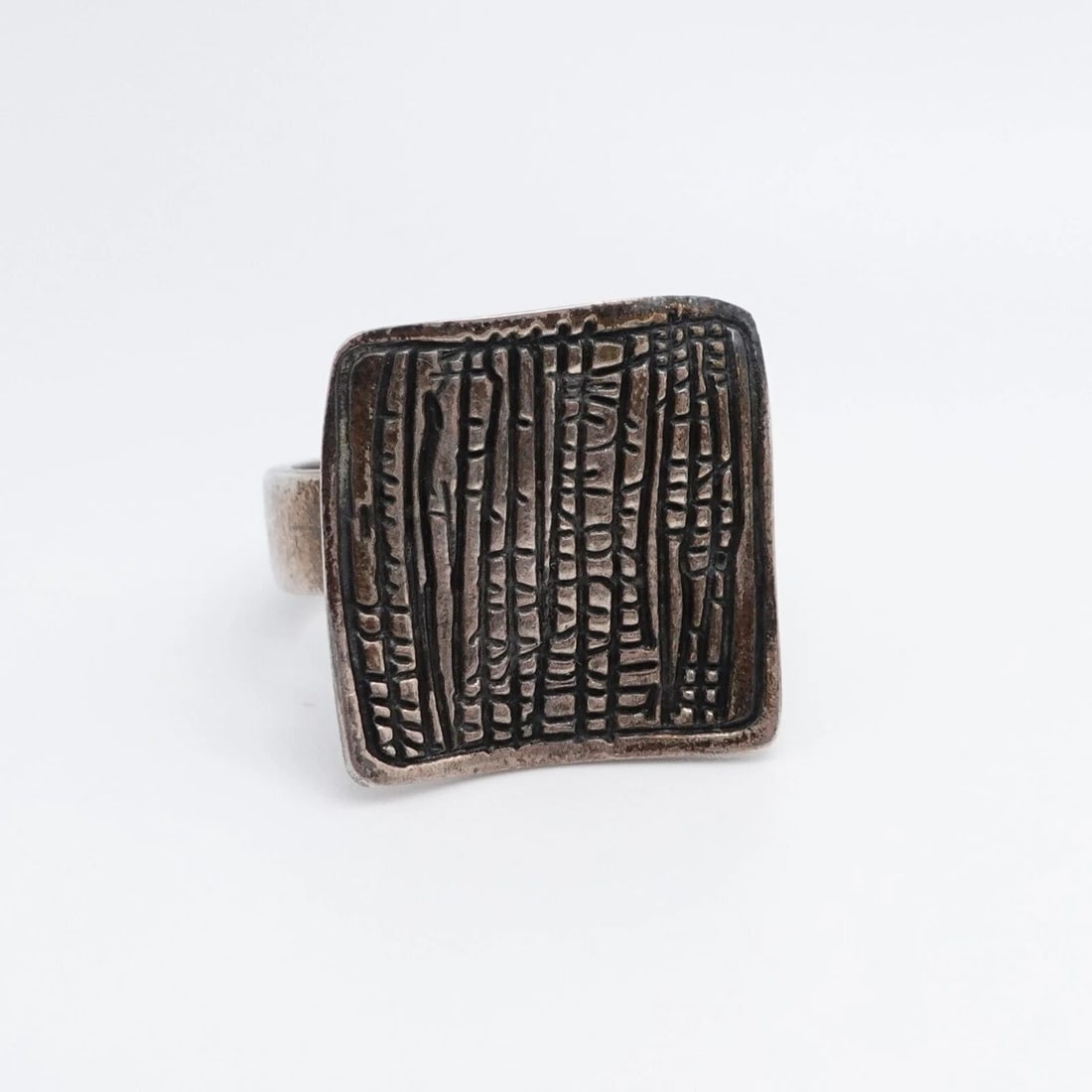 STERLING SILVER MODERNIST ABSTRACT SQUARE RING SIZE 9 (1 of 2)