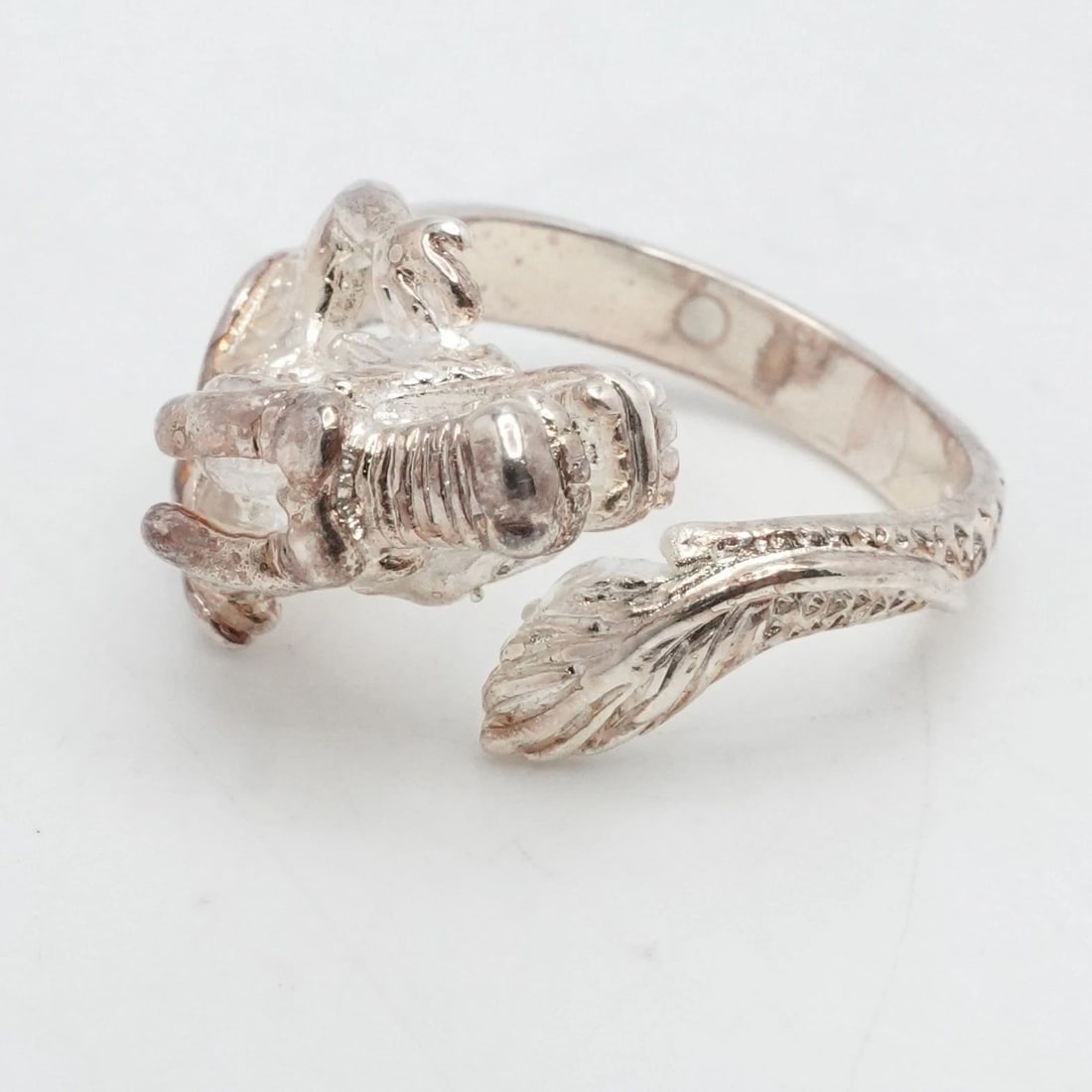 STERLING SILVER FLYING DRAGON SPIRIT ANIMAL MOTIF WRAP TAIL RING SIZE 9.25 (1 of 2)