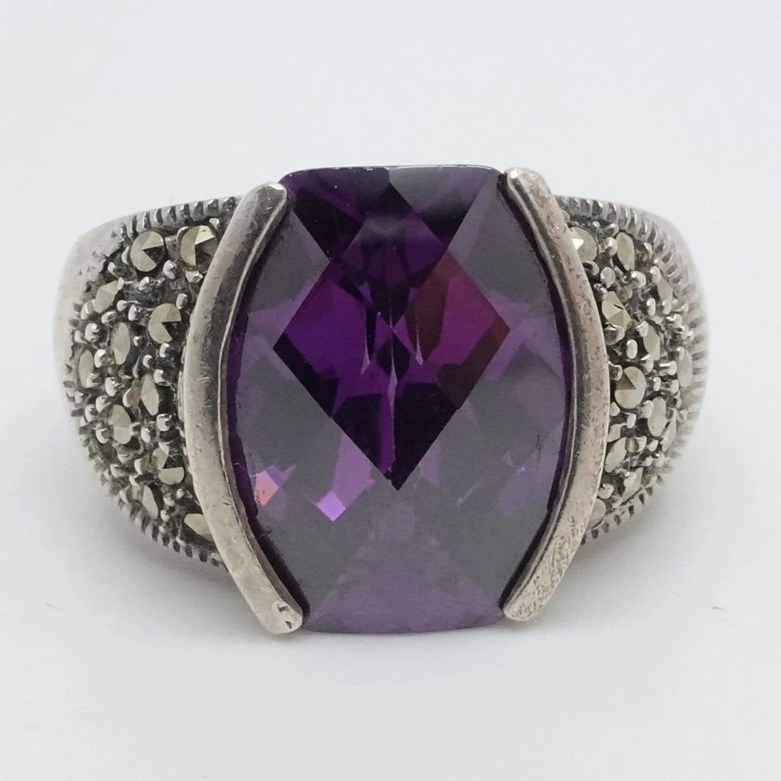 STERLING SILVER FACETED AMETHYST & MARCASITE PAVE RING 8.5 (1 of 2)