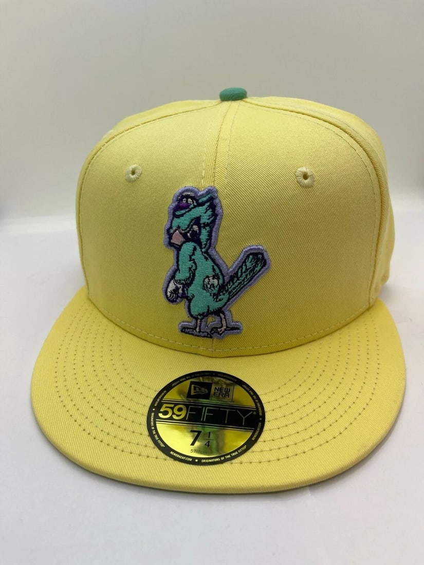 SOFT YELLOW ST. LOUIS CARDINALS TEAL BOTTOM 1957 WORLD SERIES FITTED HAT - 7 1/4: SOFT YELLOW ST. LOUIS CARDINALS TEAL BOTTOM 1957 WORLD SERIES FITTED HAT - 7 1/4 New Era 59Fifty Soft Yellow St. Louis Cardinals Teal Bottom 1957 World Series Side Patch Fitted Hat Size - 7 1/4 Brand 