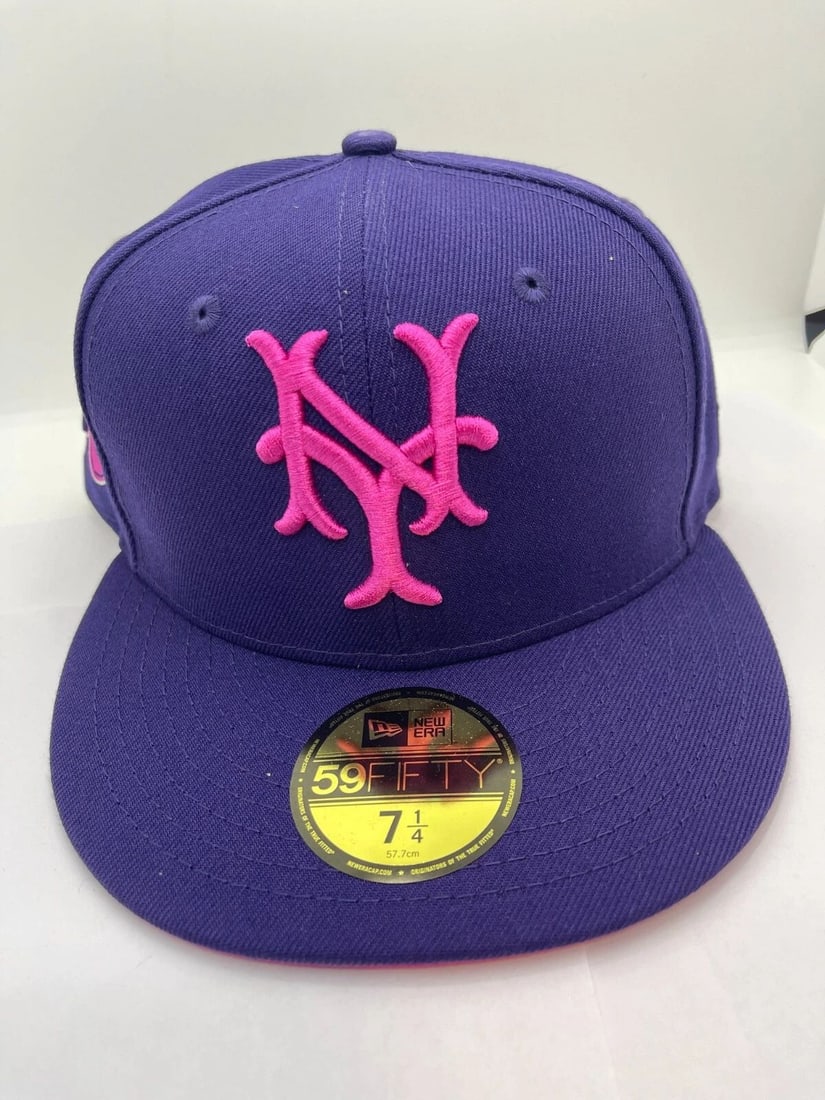 HAT CLUB EXCLUSIVE AUX PACK NEW YORK GIANTS 1954 WORLD SERIES PATCH SIZE 7 1/4: HAT CLUB EXCLUSIVE AUX PACK NEW YORK GIANTS 1954 WORLD SERIES PATCH SIZE 7 1/4 Hat Club Exclusive Aux Pack New York Giants 1954 World Series Patch Hat Size - 7 1/4 Brand New
