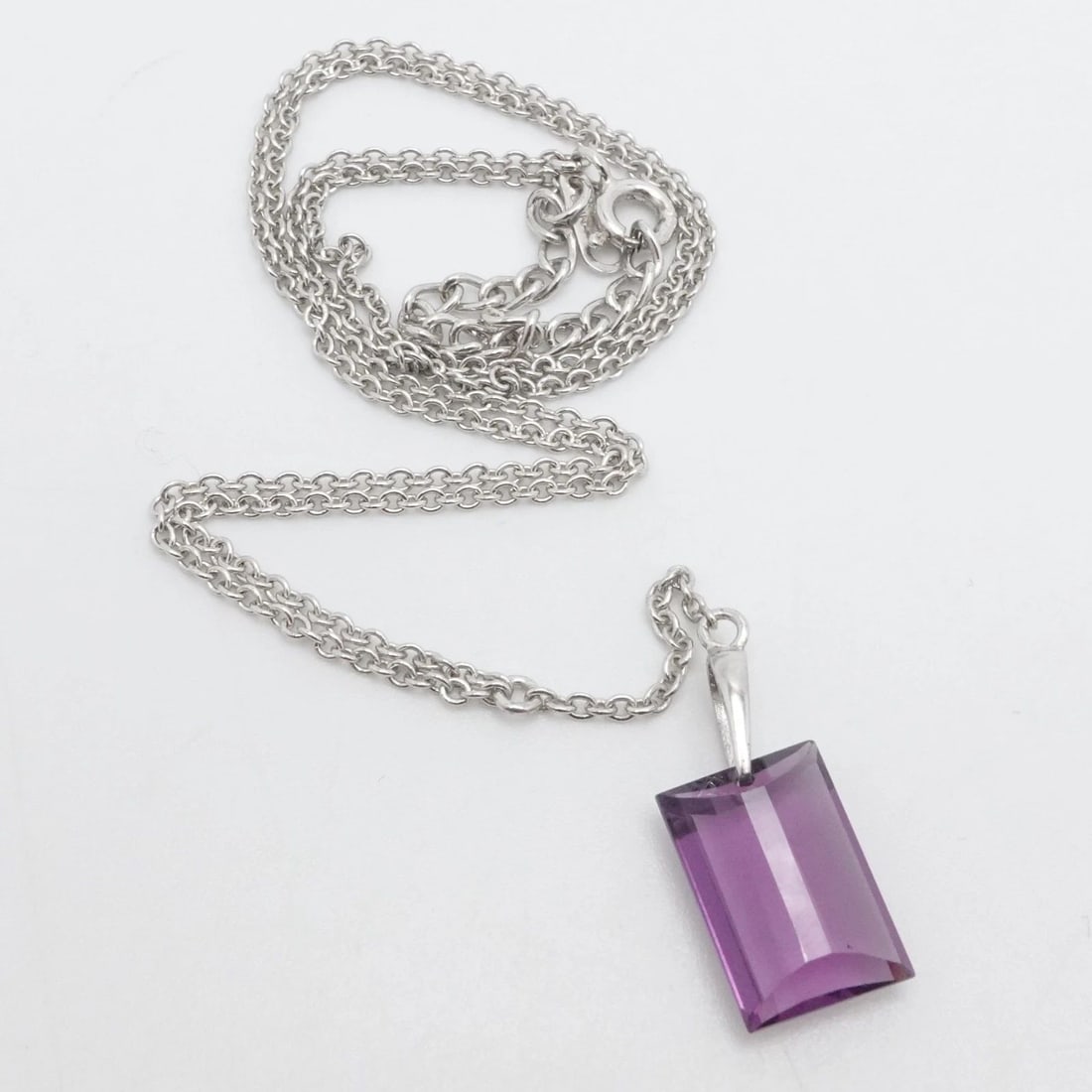 STERLING SILVER FACETED AMETHYST RECTANGLE FLOATING PENDANT CHAIN LINK NECKLACE (1 of 2)
