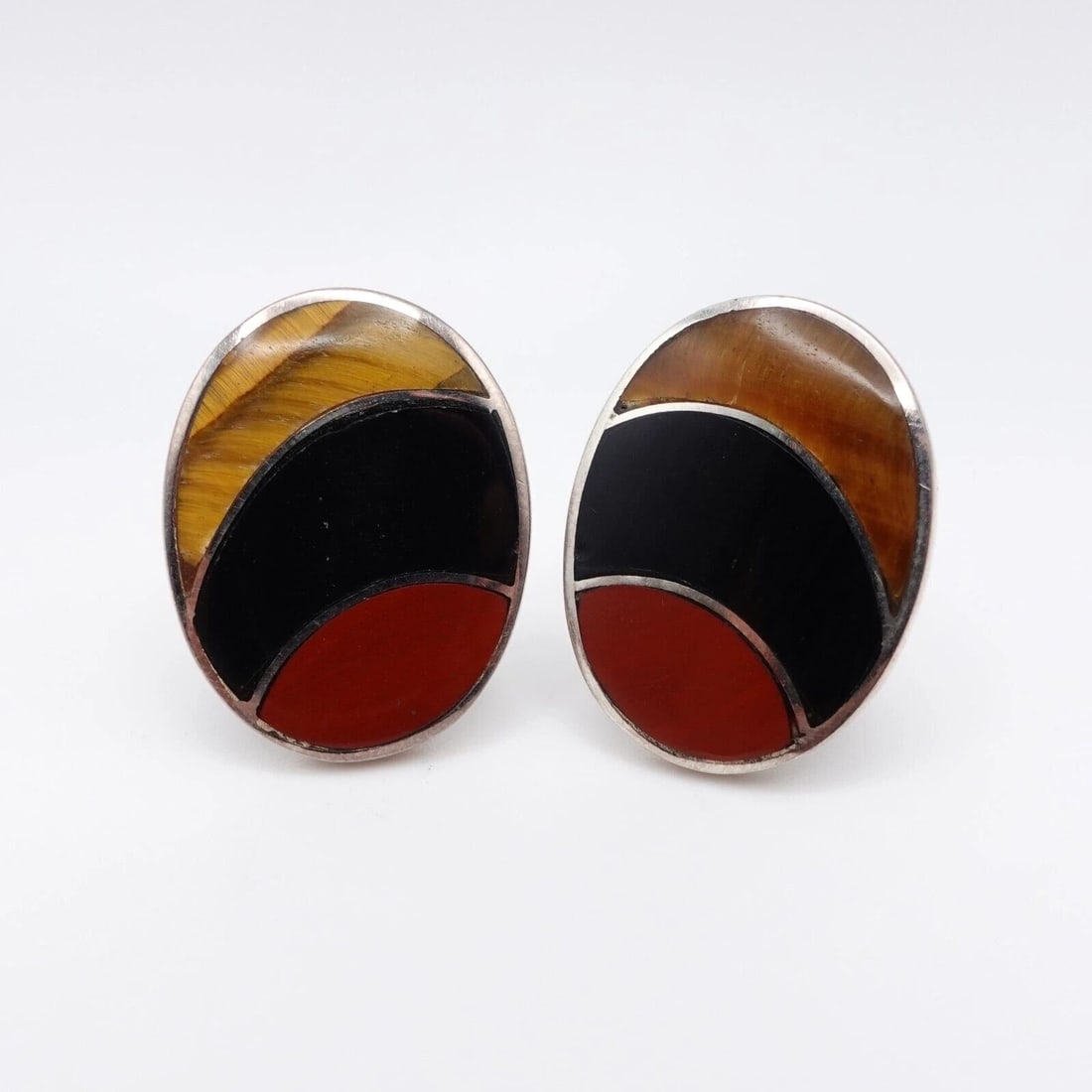 SILVER 950 PERU MULTI GEMSTONE OVAL CLIP-ON STUD EARRINGS 1": SILVER 950 PERU MULTI GEMSTONE OVAL CLIP-ON STUD EARRINGS 1" Silver 950 Peru Multi Gemstone Oval Clip-On Stud Earrings Height - 1" Length - 0.75" Total Weight - 10.8 Grams