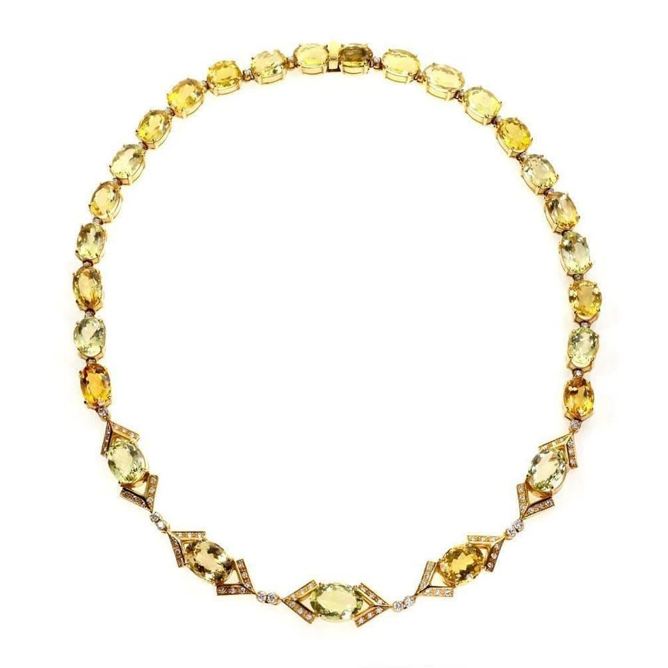 18K CITRINE & DIAMOND NECKLACE YELLOW GOLD ASSORTED COLORS: 18K CITRINE & DIAMOND NECKLACE YELLOW GOLD ASSORTED COLORS Citrine & Diamond 18k Yellow Gold Necklace Description This is a stunning all around citrine and diamond Estate necklace. It is crafted from 
