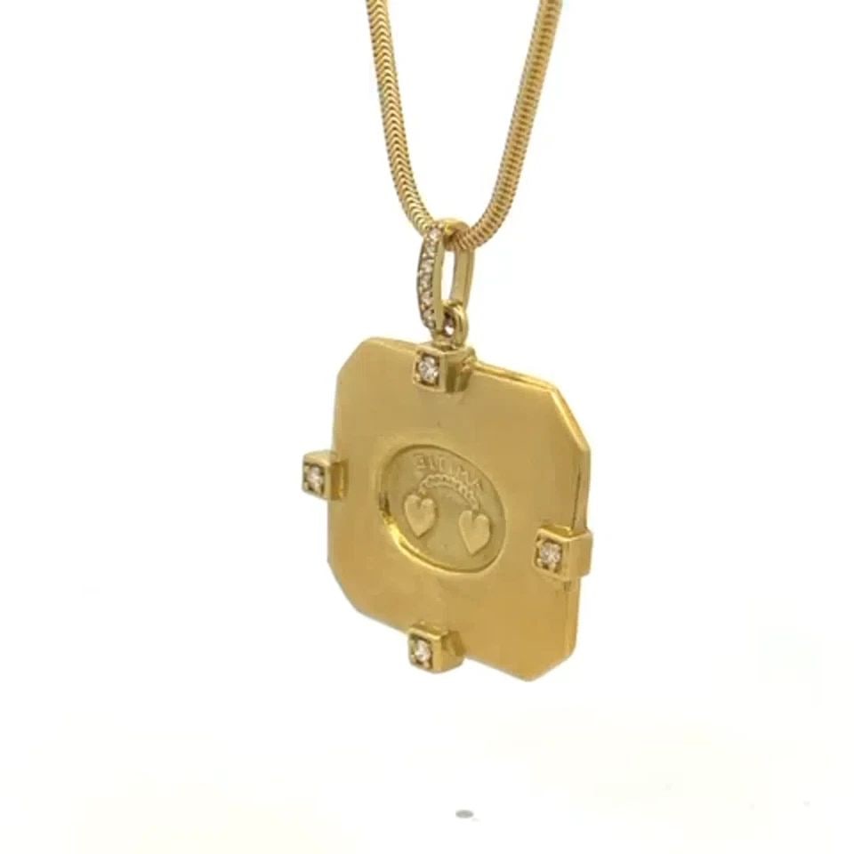 SEIDENGANG DIAMOND NECKLACE 18K YELLOW GOLD AMITIE FRIENDSHIP IN FRENCH: SEIDENGANG DIAMOND NECKLACE 18K YELLOW GOLD AMITIE FRIENDSHIP IN FRENCH This beautiful pendant and chain is from designer Seidengang, crafted from 18k yellow gold. The pendant featuring a rectangle sh