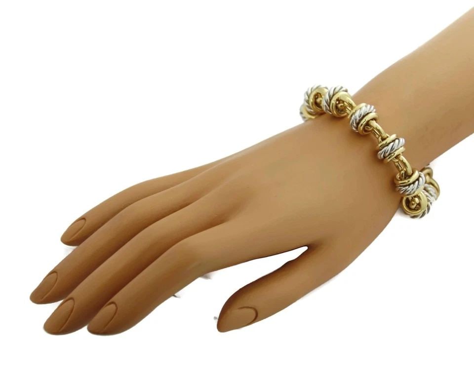14K YELLOW & WHITE GOLD CABLE RING LINK TOGGLE BRACELET ITALY 36GR: 14K YELLOW & WHITE GOLD CABLE RING LINK TOGGLE BRACELET ITALY 36GR 14k Yellow & White Gold Fancy Cable Ring Link Toggle Bracelet Italy Description This is a lovely chic bracelet from Italy, it is craf
