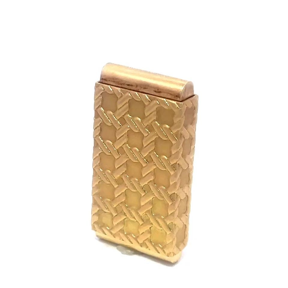 TIFFANY & CO. VINTAGE GOLD PILLBOX CASE 14K YELLOW BASKET WEAVE DESIGN: TIFFANY & CO. VINTAGE GOLD PILLBOX CASE 14K YELLOW BASKET WEAVE DESIGN This is a vintage Tiffany & Co. pill box in 14k yellow gold. The case opens to reveal a storage drawer to store small amount of p