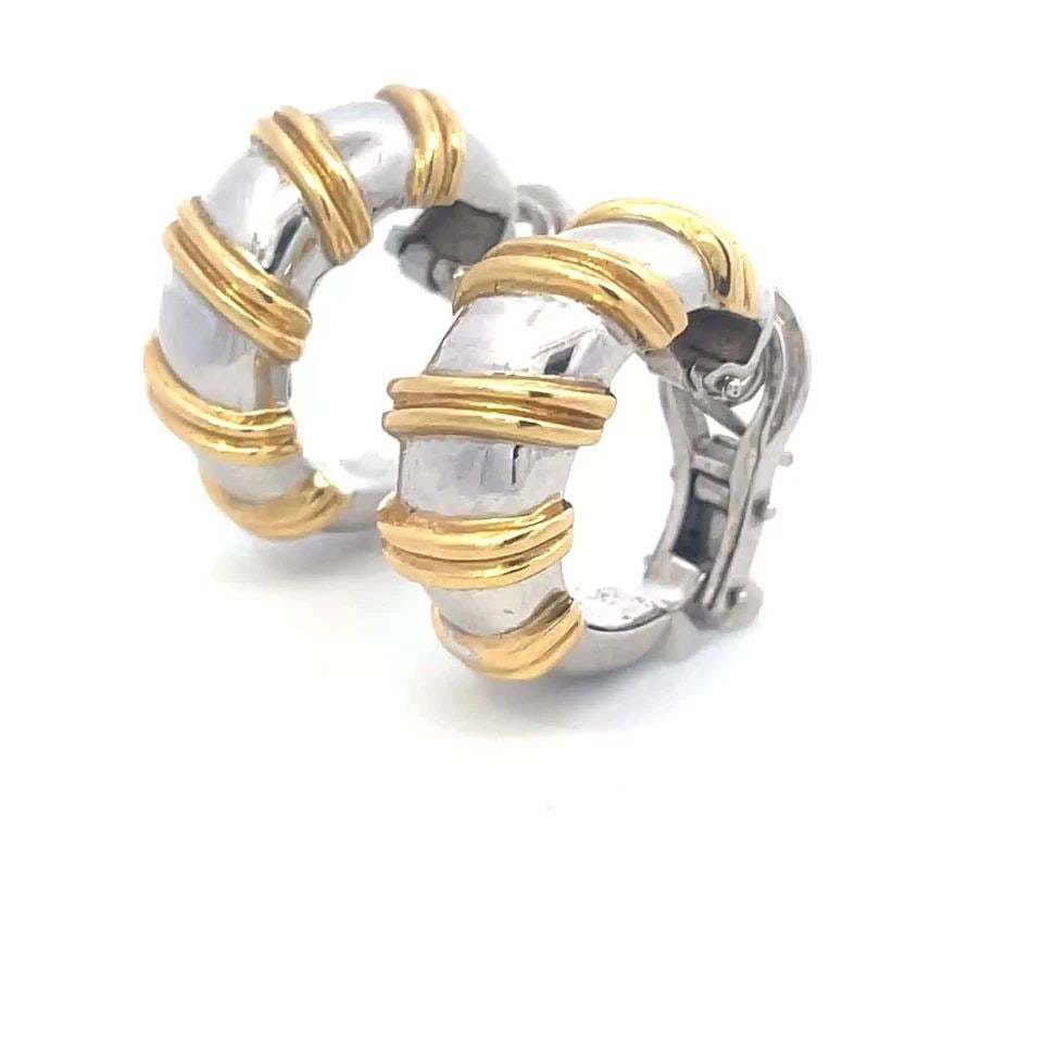 ROBERTO COIN NABUCCO GOLD EARRINGS 18K TWO TONE HUGGIE STYLE 1226VI: ROBERTO COIN NABUCCO GOLD EARRINGS 18K TWO TONE HUGGIE STYLE 1226VI Authentic from Roberto Coin is this lovely pair of earrings from the Nabucco Collection, they are crafted from white gold with 18k y
