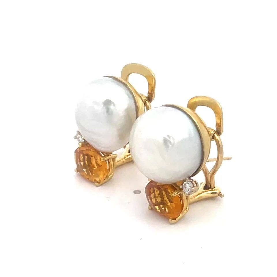 DIAMOND PEARLS GOLD EARRINGS 18K YELLOW CITRINE POST CLIP 14K BACKS: DIAMOND PEARLS GOLD EARRINGS 18K YELLOW CITRINE POST CLIP 14K BACKS These gorgeous pair of earrings are 18k yellow gold with large pearls accented with prong set round cut diamonds and oval shaped cit