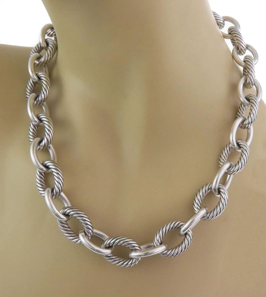 DAVID YURMAN STERLING SILVER LARGE OVAL CABLE LINK CHAIN -: DAVID YURMAN STERLING SILVER LARGE OVAL CABLE LINK CHAIN - David Yurman Sterling Silver Large Oval Cable Link Chain - Description This is a bold authentic large link chain necklace by David Yurman, it