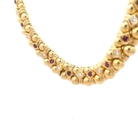 DIAMOND RUBY GOLD NECKLACE 18K YELLOW COLLAR STYLE DRESS NECKLACE: DIAMOND RUBY GOLD NECKLACE 18K YELLOW COLLAR STYLE DRESS NECKLACE DIAMOND RUBY GOLD NECKLACE 18K YELLOW COLLAR STYLE DRESS NECKLACE This is a gorgeous collar necklace, it is crafted from 18k yellow go