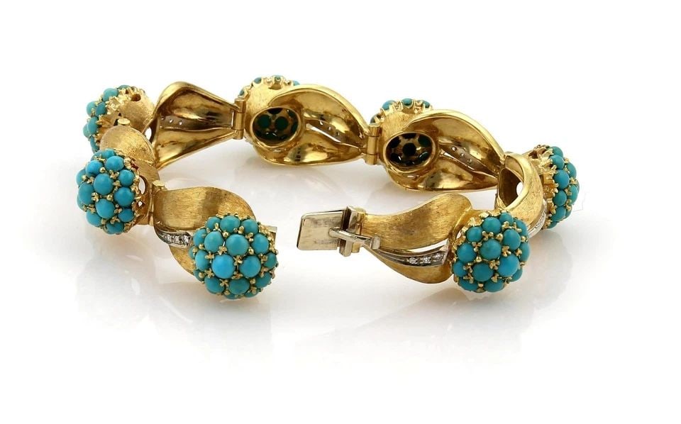 SPRITZER & FUHRMANN TURQUOISE GOLD BRACELET DIAMONDS 18K YELLOW FLORAL: SPRITZER & FUHRMANN TURQUOISE GOLD BRACELET DIAMONDS 18K YELLOW FLORAL SPRITZER & FUHRMANN TURQUOISE GOLD BRACELET DIAMONDS 18K YELLOW FLORAL The Spritzer & Fuhrmann gold bracelet features a beautiful