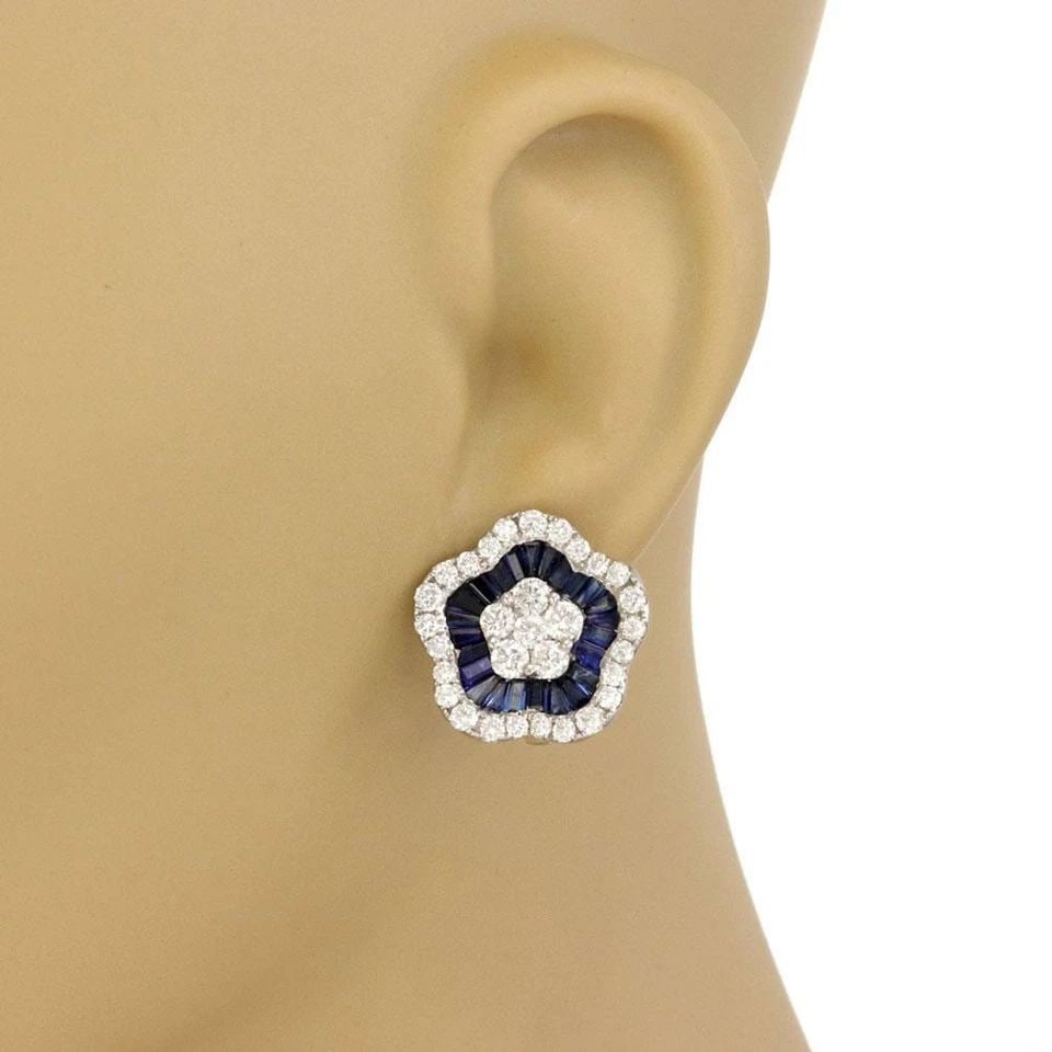 STUNNING 7.30CT DIAMOND SAPPHIRE 18K WHITE GOLD FLOWER HUGGIE EARRINGS: STUNNING 7.30CT DIAMOND SAPPHIRE 18K WHITE GOLD FLOWER HUGGIE EARRINGS STUNNING 7.30CT DIAMOND SAPPHIRE 18K WHITE GOLD FLOWER HUGGIE EARRINGS Stunning 7.30ct Diamond Sapphire 18k White Gold Flower Hug