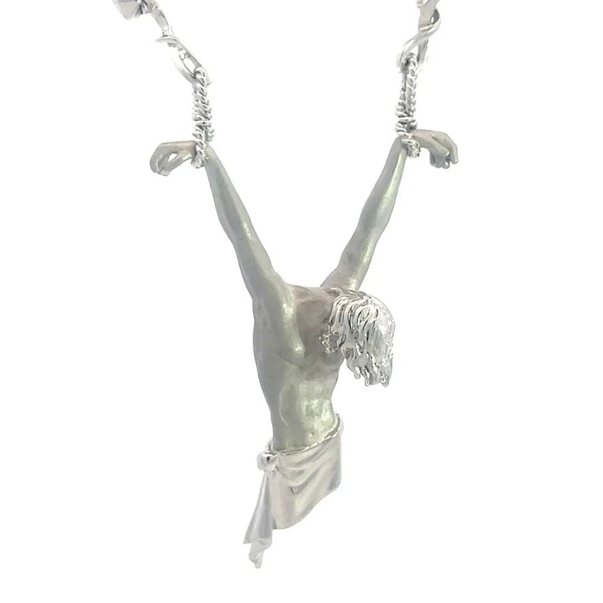 CARRERA Y CARRERA GOLD CHRIST NECKLACE 18K WHITE VERSION OF DALI CHRIST (1 of 1)